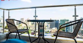 Elegant classy apartment withfully equipped gym ,child play area and close proximity to shopping malls and great breathtaking city views - 2