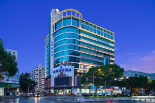 Quanzhou West Street Wanda Plaza Urbain Hotel - 5