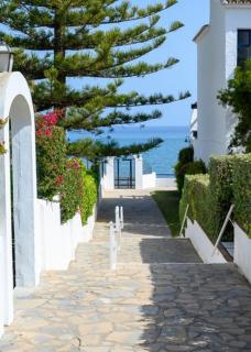 Beachfront 2 Bedroom House Beautifully revovated - Sitio de Calahonda - 1