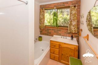 Wattle Haven - Sandy Point - 2