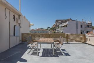 Downtown Cocoon with Roof Deck - Athen - 8