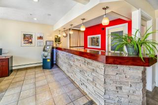Econo Lodge Inn & Suites High Level - High Level - 5