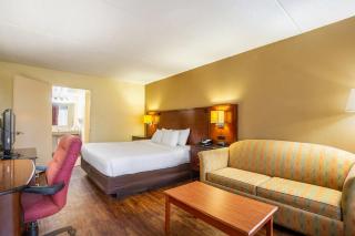Econo Lodge Naval Station Norfolk - Norfolk - 2