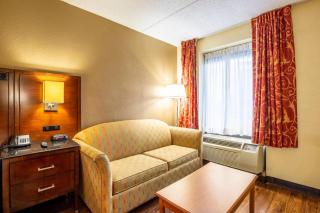Econo Lodge Naval Station Norfolk - Norfolk - 1