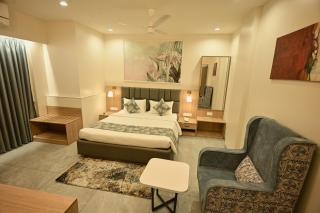 Carnival Resort - Latur - 4