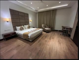 Hotel Golden Palm - 9