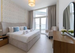 Luxury 1 Bedroom in Azizi Mina - 5