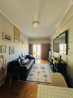 2BDR Central, Bright & Cosy Flat by the Acropolis - 5