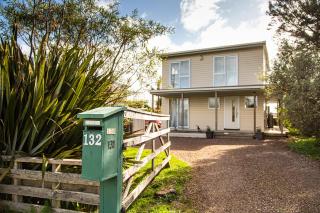 Peaceful place with views - Waiheke Cohost - 8