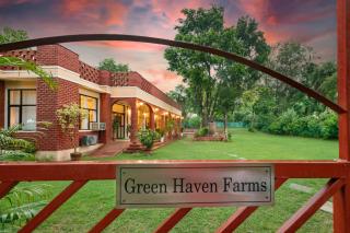 Hostie Tranquil Greens farmhouse near Golf course road Gurgaon - 9