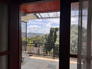 Misty Hills Lakeview Lounge - Kandy - 6