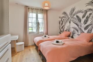 Authentic and spacious family home - 5
