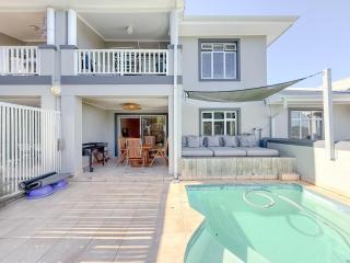 Kloof Gardens: Pool Braai with Lagoon Views - Knysna - 1