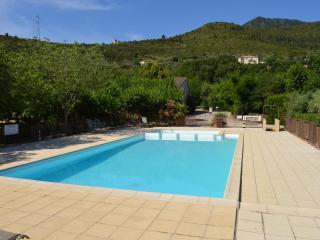 Captivating Holiday Home in Les Vans with Pool - Les Vans - 2