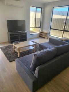 Modern Karnup House - Karnup - 2