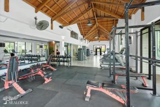Luxury private Villa - 2 minutes walk to the beach - 2