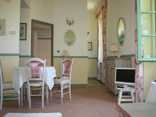 A beautiful 2 persons studio in a chateau with swimming pool - Montbrun-les-Bains - 8