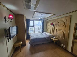 Riverview - 6