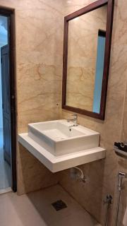 Amber Hotels Nungambakkam - 2