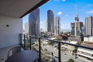 Broadbeach apartment level 10 with Beach Views - 1