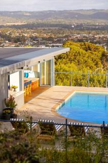 Martha's Peak Heated Pool & Views - 2