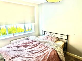 Quiet and Comfortable Double guest room - Nuneaton - 9
