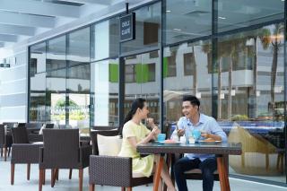 Holiday Inn & Suites Saigon Airport by IHG - Ho Chi Minh City - 9
