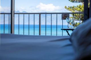 Oceanfront Studio with AC, Gym & Pool - Kahana Gem! - 5
