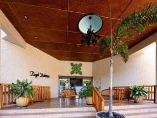 Oceanfront Studio with AC, Gym & Pool - Kahana Gem! - 4