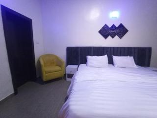 Abimbola's - 3 Bedroom Apartment - Lagos - 1
