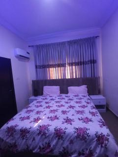 Abimbola's - 3 Bedroom Apartment - Lagos - 2