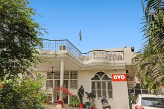 Hotel O R V Palce - Gorakhpur - 0