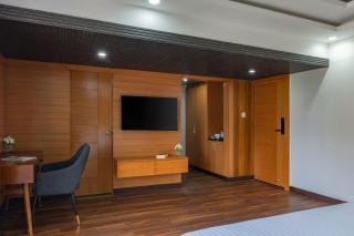 Clark Inn Express Rajnagar - 4