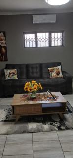 Inyati Guest House - Marloth Park - 6