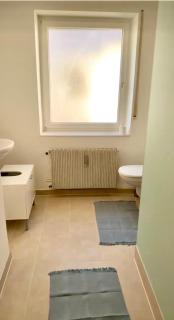 Quiet Family Apartment - 10 min to Center & Oktoberfest - Free Parking - near Nymphenburg Palace & Botanical Garden - Munich - 5