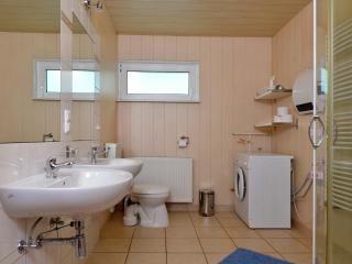 Garden-view Apartment in Heringhausen Lake City Centre - 7