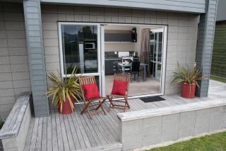Bay Breeze Accommodation - Cooks Beach - 5