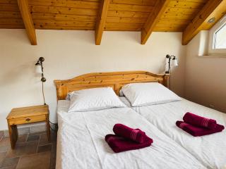 Casa Harmonia Ferienhaus- Ruhig und gemütlich am Pestalozzipark, Gesundbrunnen - 2