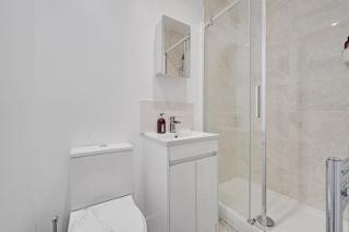 London Home with Garden and Parking near Stratford Station - Londra - 5