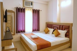 Hotel City Palace - Varanasi - 3