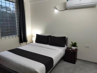 MAYURA GUEST Inn - 9