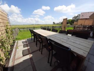 Spacious holiday home in Leons with garden - Leons - 7
