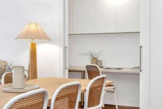 Relax at Ronnies Coastal Elegance near the Beach - Glenelg - 1