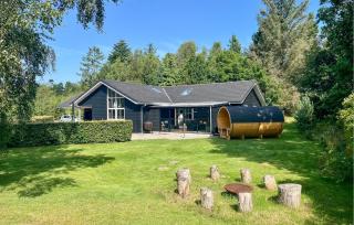 Awesome Home In Hadsund With Kitchen - 2