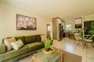 Serene Garden Gem in Fourways Warm and peaceful - Sandton - 2