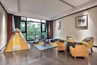 Yangshuo Fuhai Silk Fan Retreat - Grand 5-star Li River Resort with rooftop pool & rare painted fan heritage beside - 6