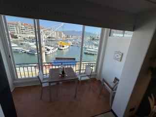 Marina View II Empuriabrava - view port - 2