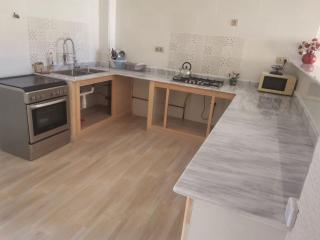 Appartement indépendant en villa - - 4