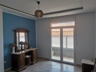 Appartement indépendant en villa - - 3