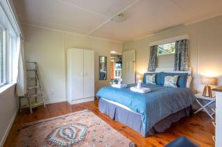 Splashing Tūi Cottage -  - 2